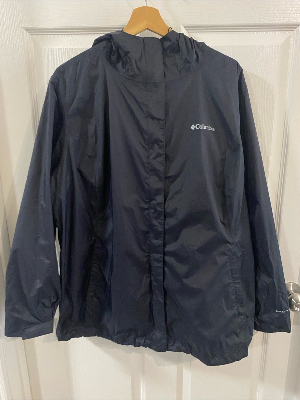 NWOT Columbia Omnitech WMNS 2XL Black Hooded Water Resistant Windbreaker Jacke